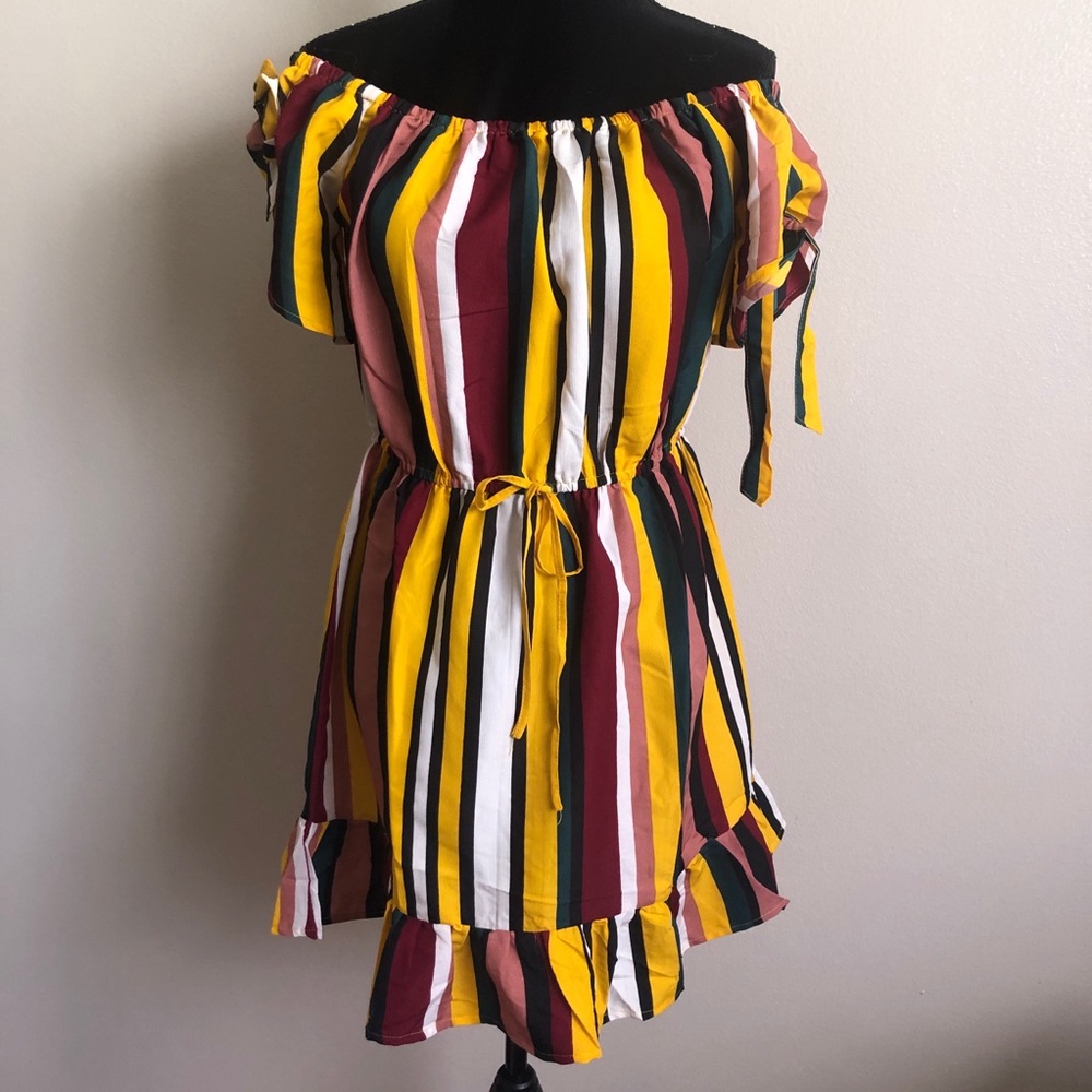 New striped dress size L
